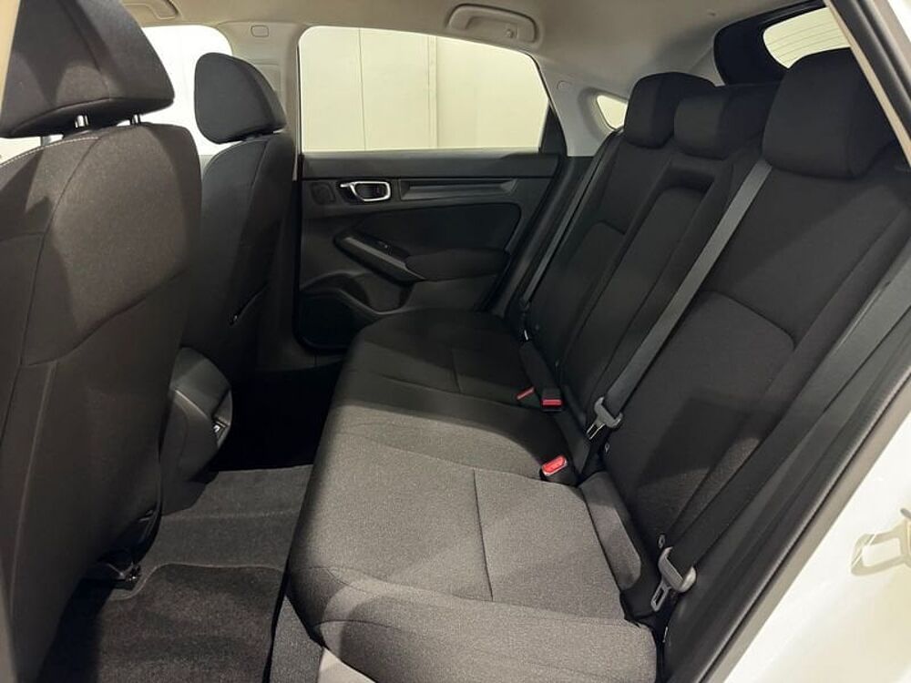 Honda Civic E: Hev 2.0 i-MMD CVT Elegance