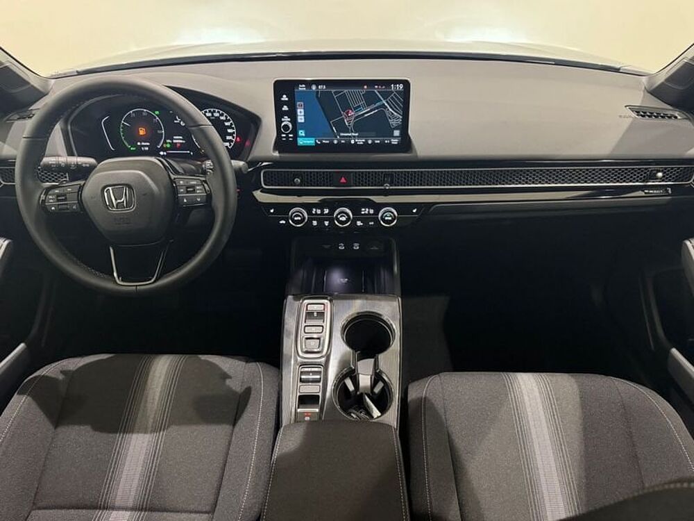 Honda Civic E: Hev 2.0 i-MMD CVT Elegance