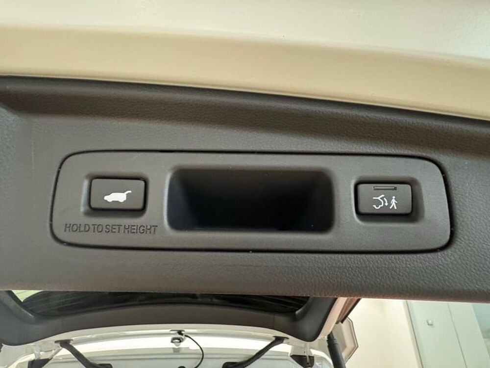 Honda CR-V Híbrido 2.0 i-MMD PHEV 4X2 Advance Tech