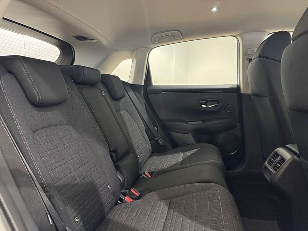 Honda ZR-V 2.0 i-MMD 4x2 CVT Elegance