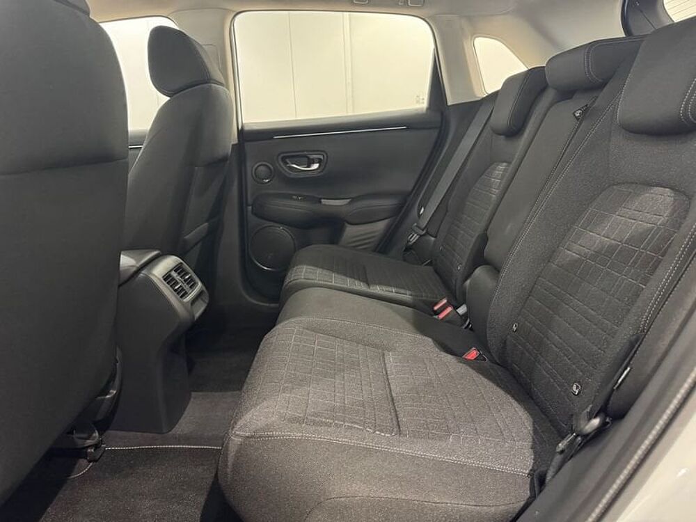 Honda ZR-V 2.0 i-MMD 4x2 CVT Elegance