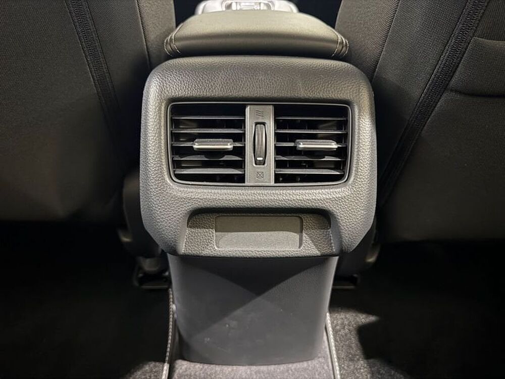 Honda ZR-V 2.0 i-MMD 4x2 CVT Elegance