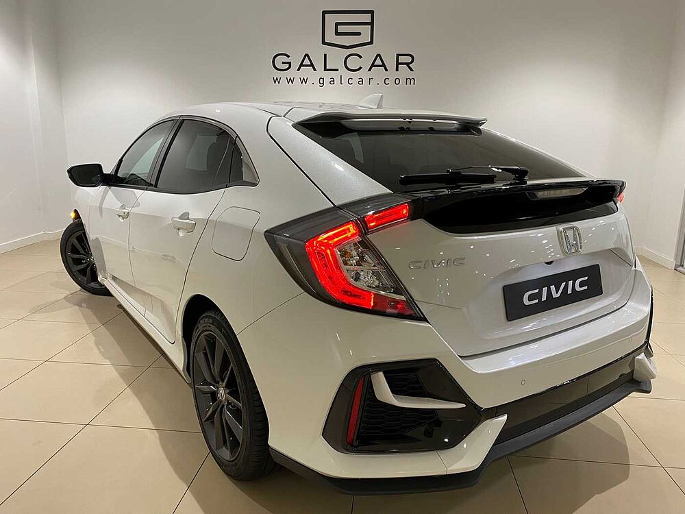 Honda Civic 1.0 VTEC Turbo CVT Elegance Nav