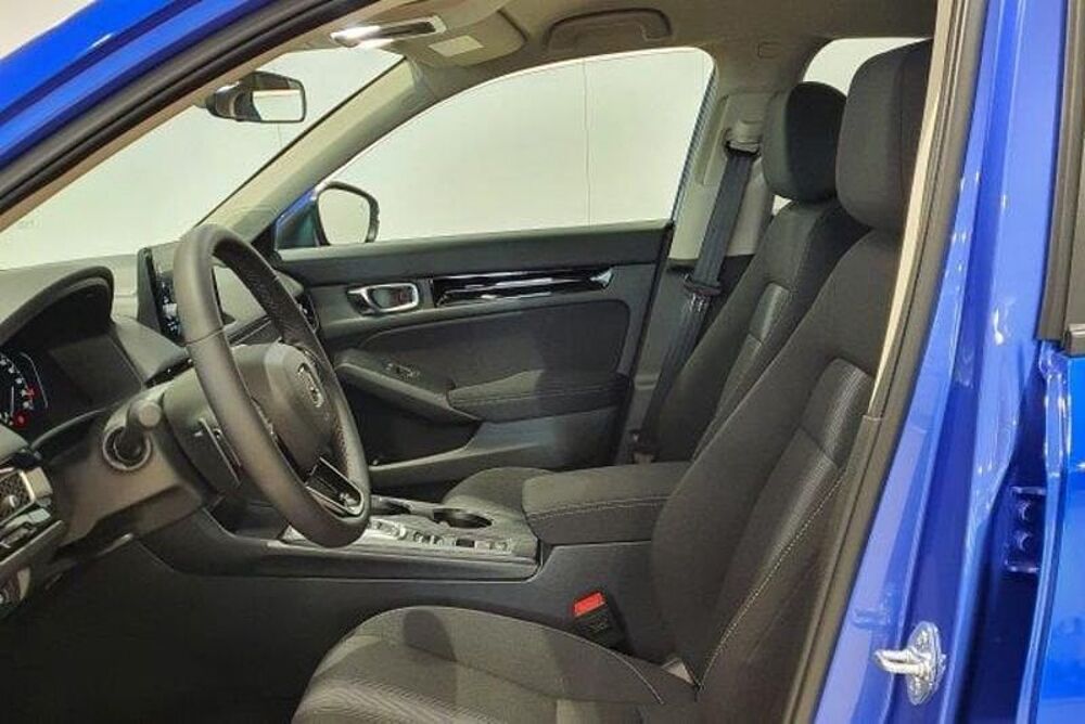 Honda Civic E: Hev 2.0 i-MMD CVT Elegance