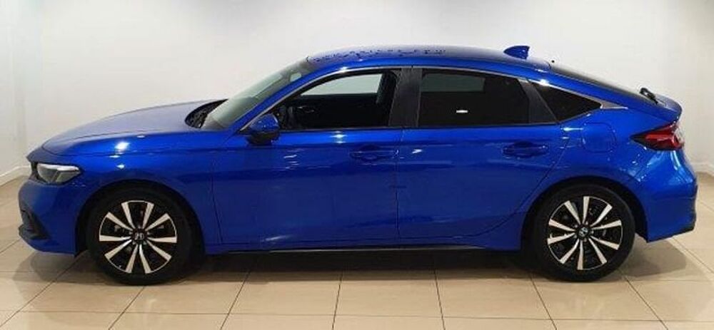 Honda Civic E: Hev 2.0 i-MMD CVT Elegance