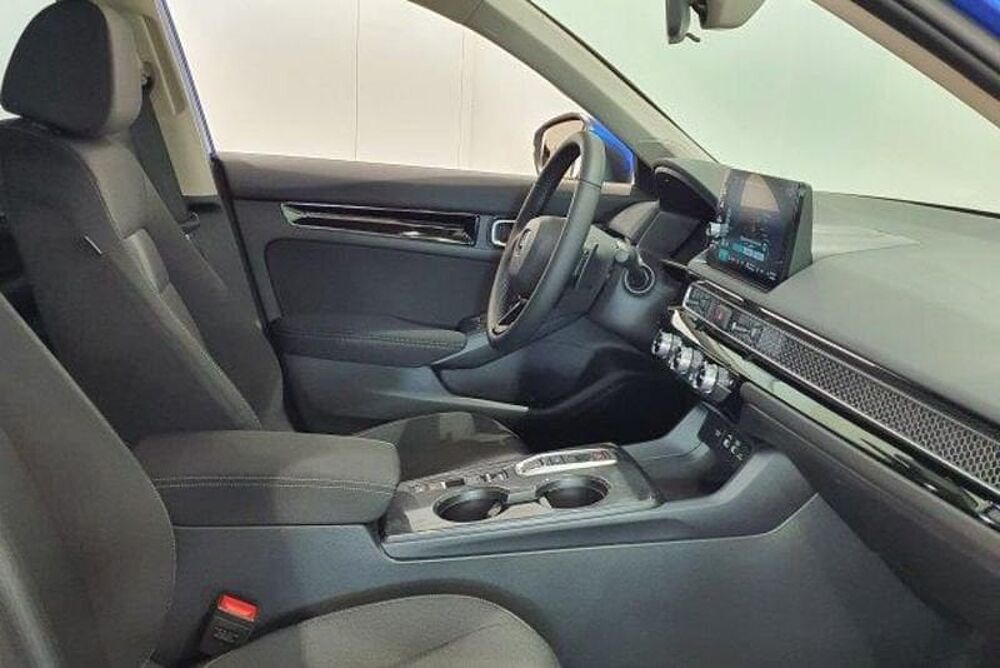 Honda Civic E: Hev 2.0 i-MMD CVT Elegance