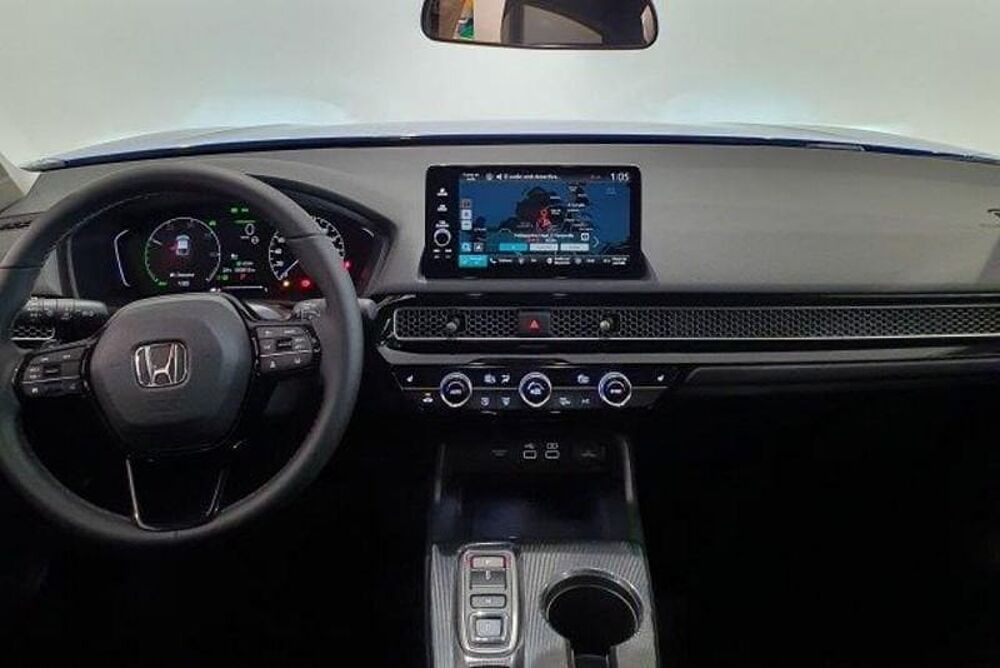 Honda Civic E: Hev 2.0 i-MMD CVT Elegance