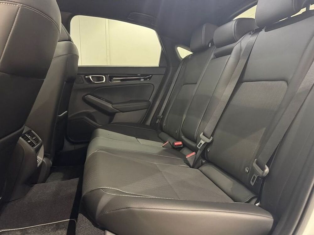 Honda Civic E: Hev 2.0 i-MMD CVT Advance