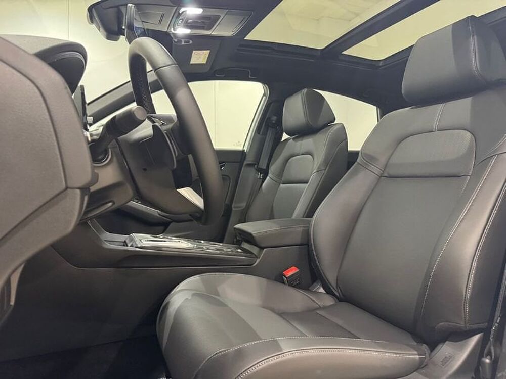 Honda Civic E: Hev 2.0 i-MMD CVT Advance
