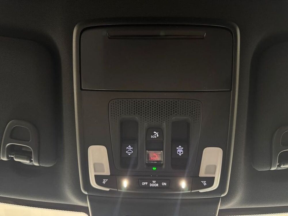 Honda Civic E: Hev 2.0 i-MMD CVT Advance