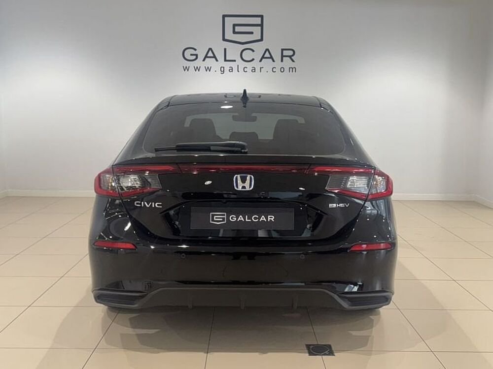 Honda Civic E: Hev 2.0 i-MMD CVT Sport