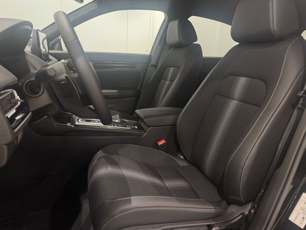 Honda Civic E: Hev 2.0 i-MMD CVT Sport