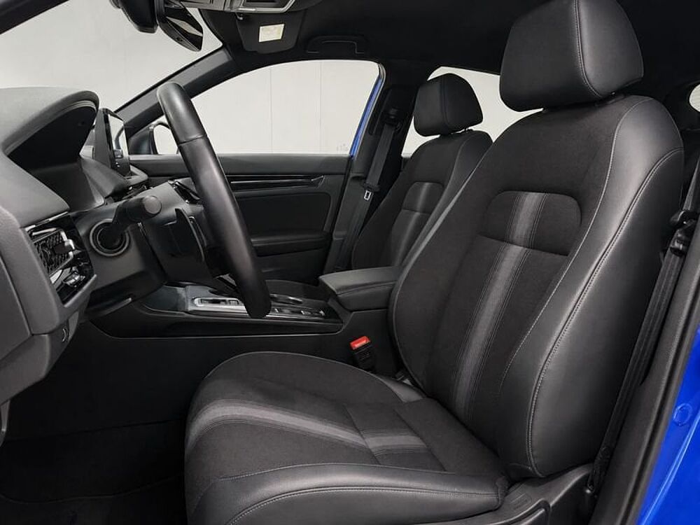 Honda Civic E: Hev 2.0 i-MMD CVT Sport