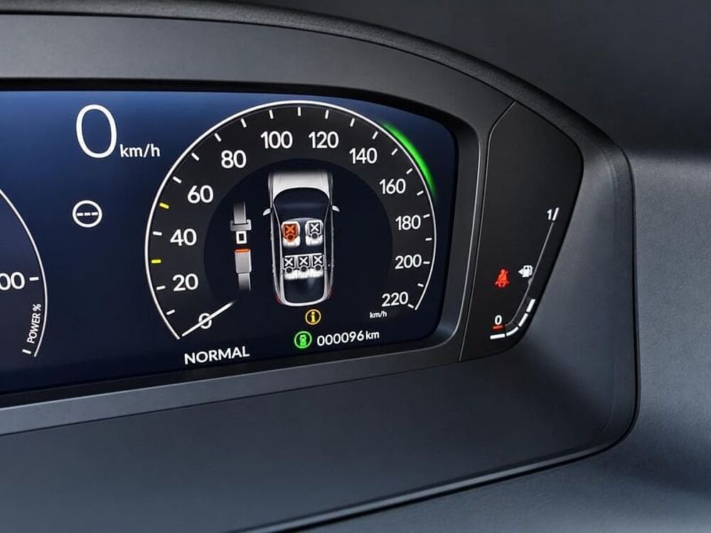 Honda Civic E: Hev 2.0 i-MMD Advance CVT