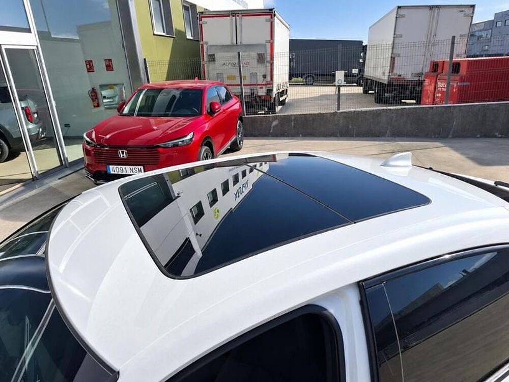 Honda Civic E: Hev 2.0 i-MMD Advance CVT