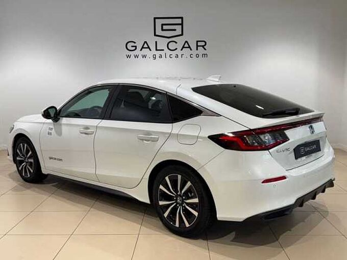 Honda  Civic E:Hev 2.0 i-MMD CVT Elegance