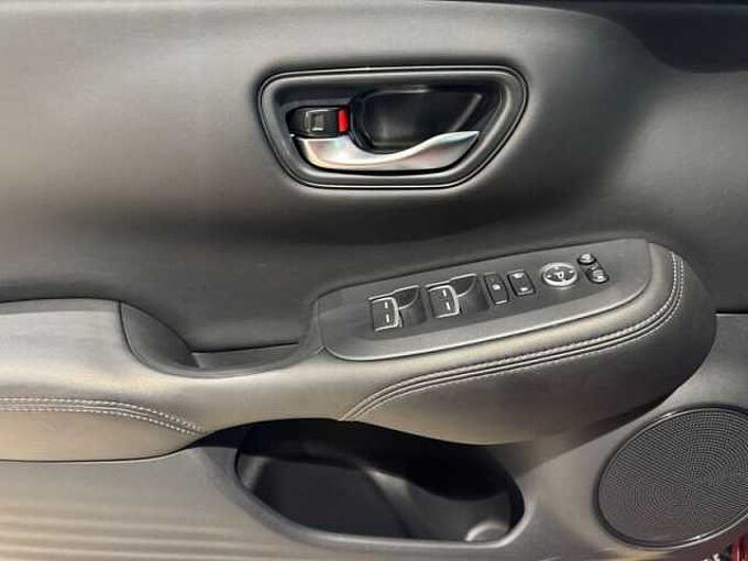 Honda ZR-V 2.0 i-MMD 4x2 CVT Sport