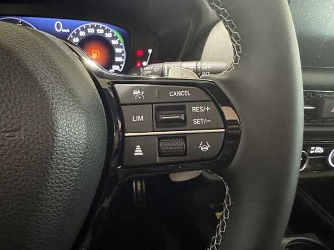 Honda ZR-V 2.0 i-MMD 4x2 CVT Advance