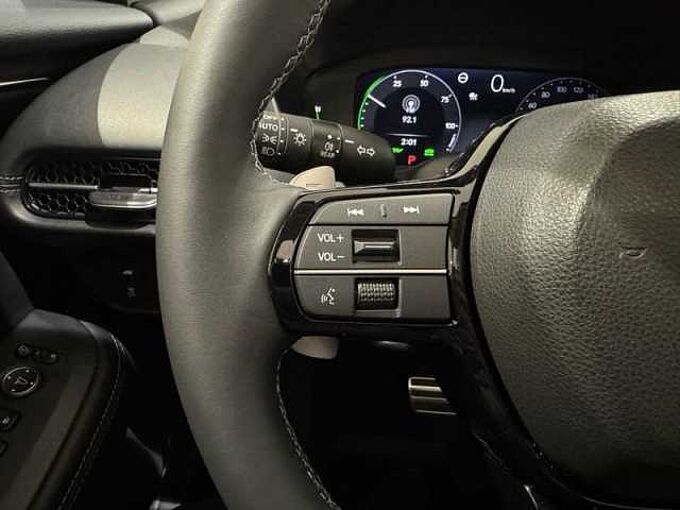 Honda  ZR-V 2.0 i-MMD 4x2 CVT Advance