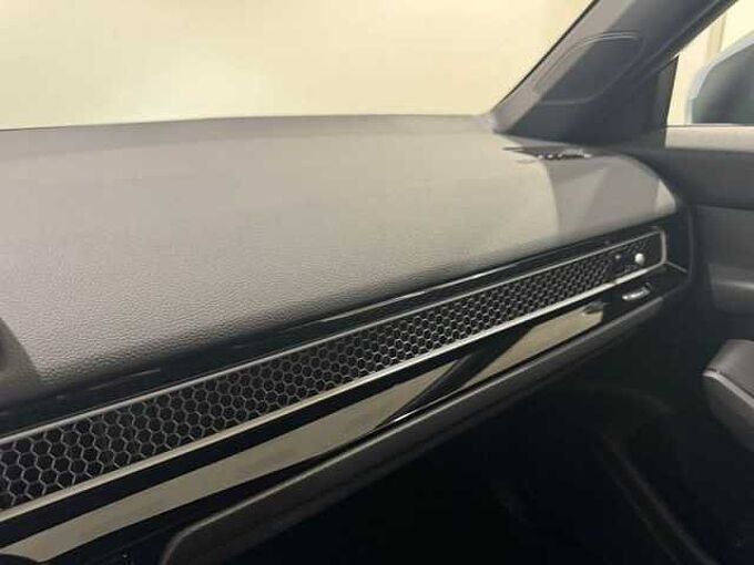 Honda Civic E:Hev 2.0 i-MMD CVT Elegance