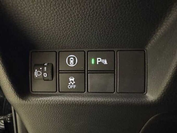 Honda Jazz Hybrid 1.5 i-MMD 109cv Auto. Elegance