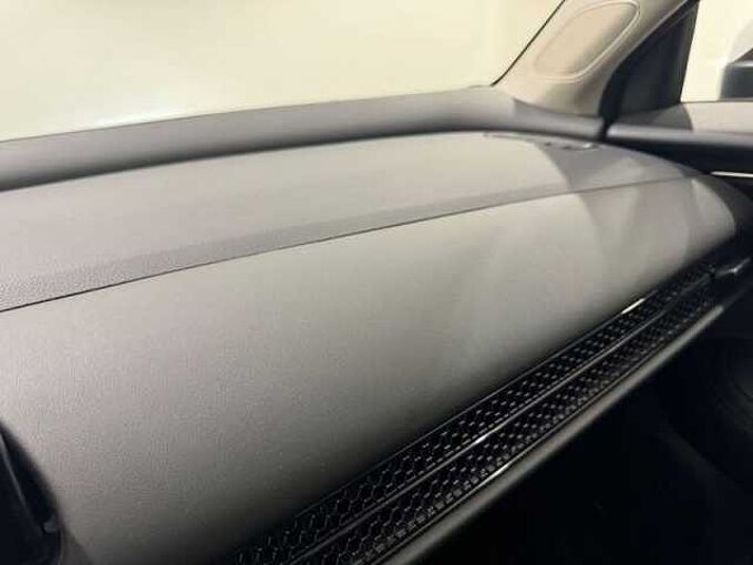 Honda ZR-V 2.0 i-MMD 4x2 CVT Elegance