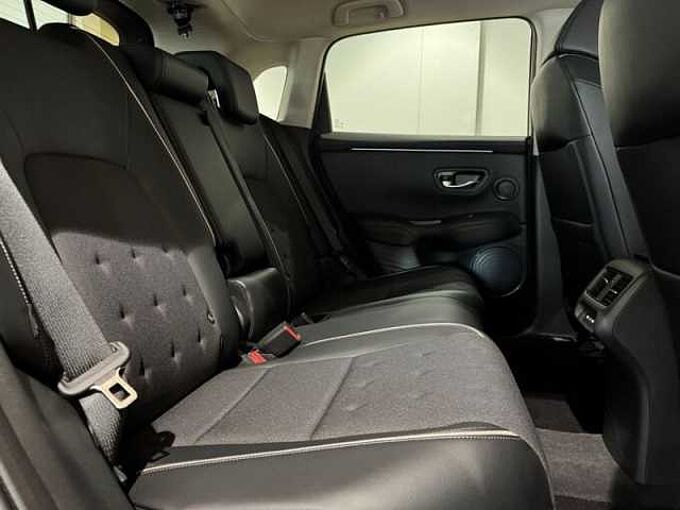 Honda ZR-V 2.0 i-MMD 4x2 CVT Sport