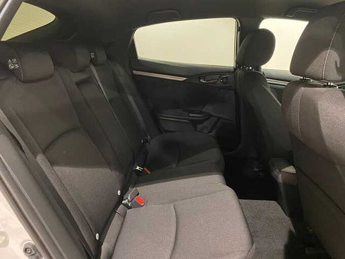 Honda Civic 1.0 VTEC Turbo CVT Elegance Nav