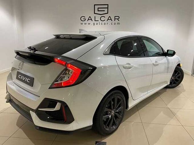 Honda Civic 1.0 VTEC Turbo CVT Elegance Nav