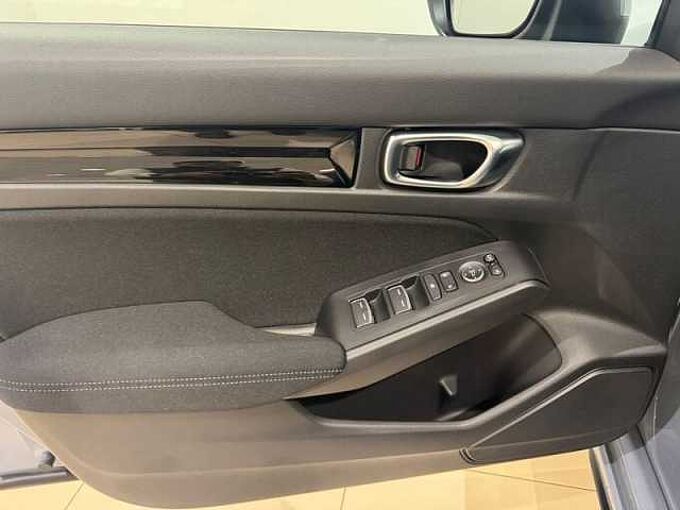 Honda Civic E:Hev 2.0 i-MMD CVT Elegance