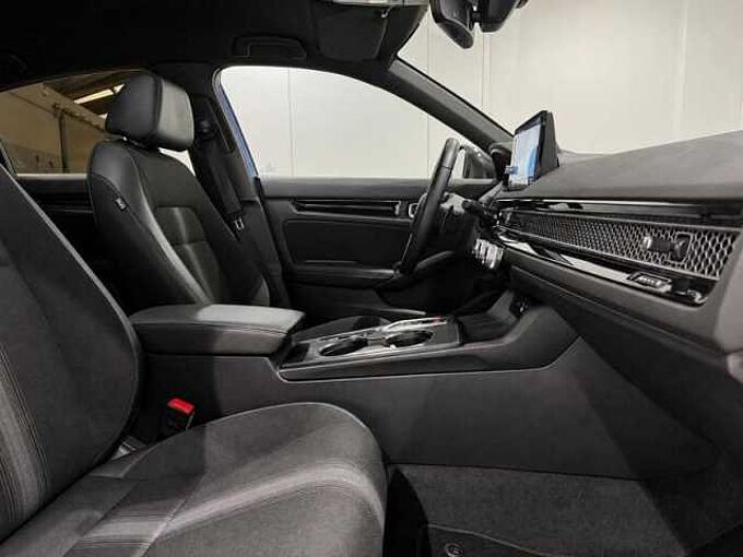 Honda Civic E:Hev 2.0 i-MMD CVT Sport